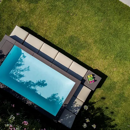 Alice By Ortigiaapartments *