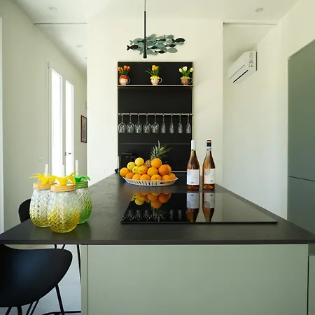 Alice By Ortigiaapartments * 锡拉库扎